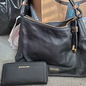 Michael Kors black pebbled leather Lexington wirh matching wallet